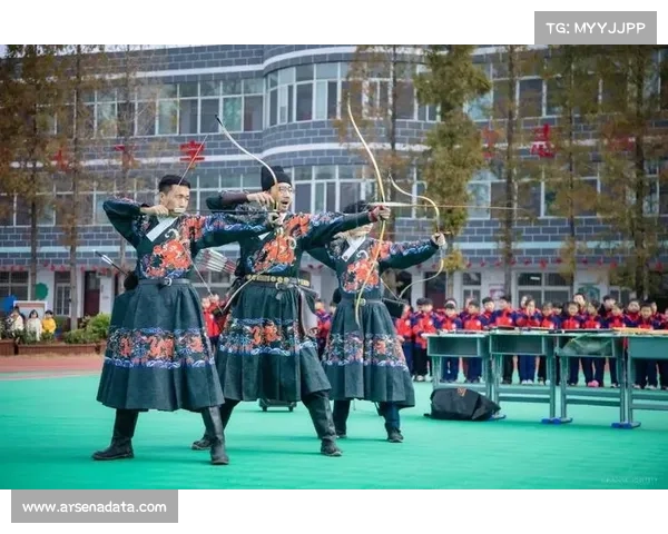 《箭指巅峰:中国射箭队世锦赛背后的奋斗与荣耀》 《箭指巅峰:中国射箭队世锦赛背后的奋斗与荣耀》