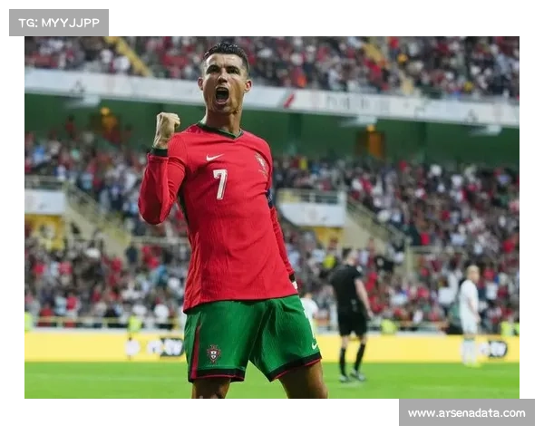 C罗赛前坦言:面对爱尔兰嘘声我会当个“乖孩子” C罗赛前坦言:面对爱尔兰嘘声我会当个“乖孩子”